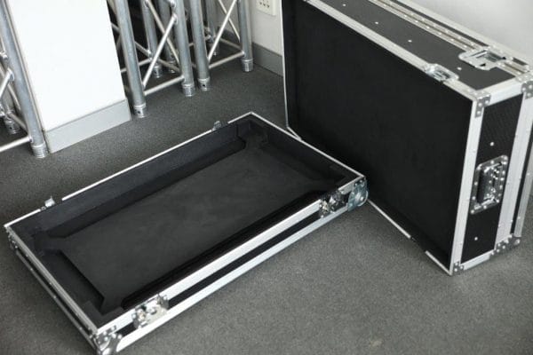 Dell Server Case With Recessed Castors For Honeywell