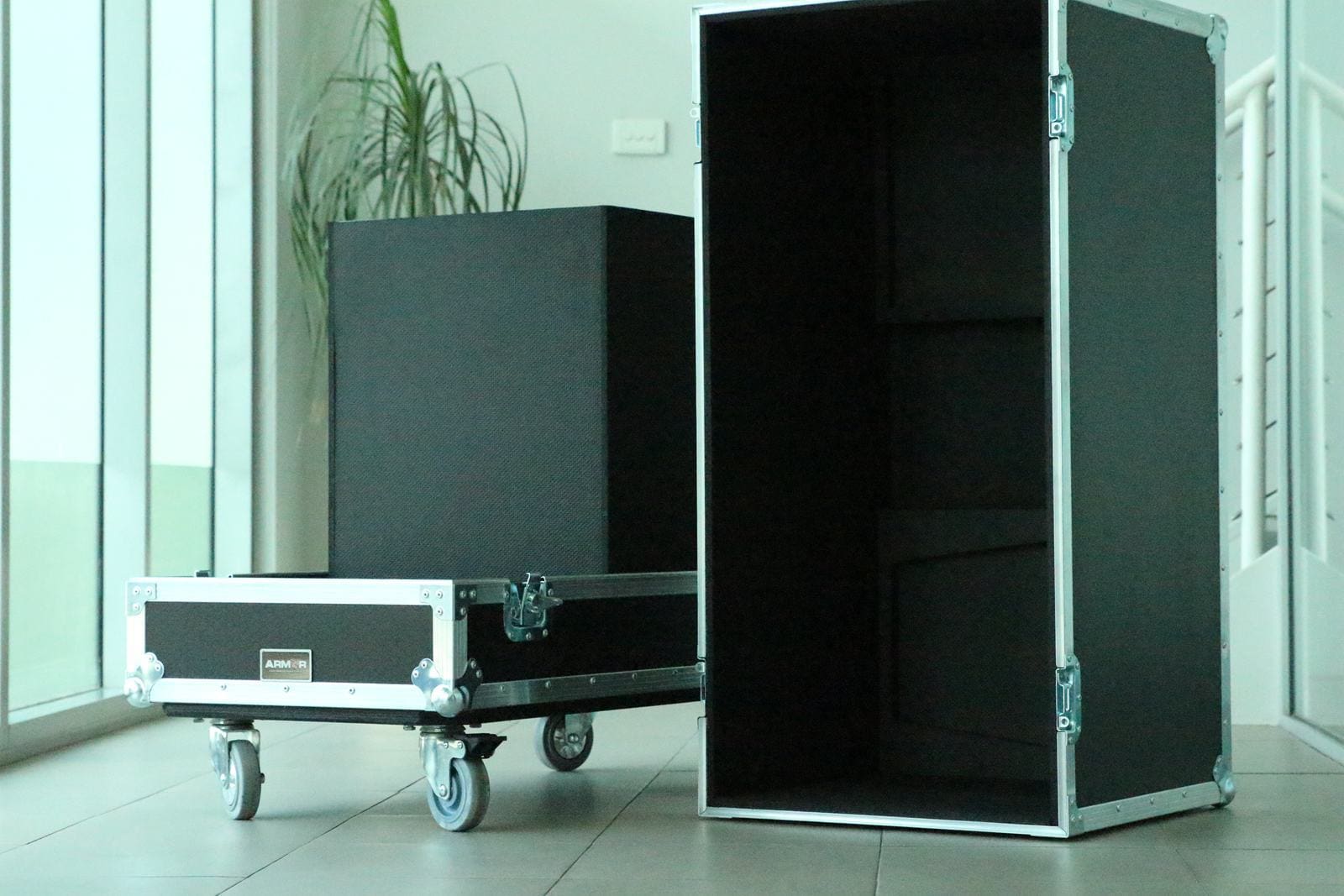 Db Q10 Speaker Case 1