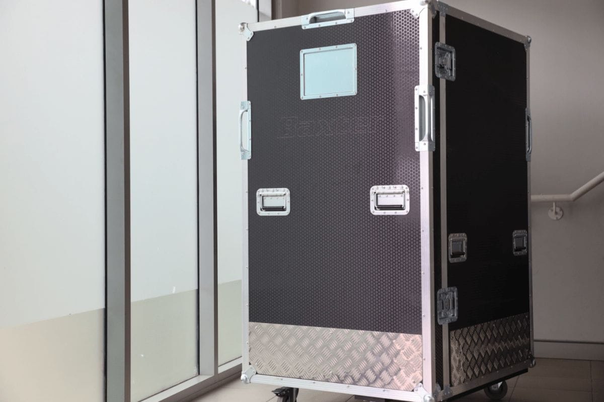 Improved transport case for medical device AK-98 - baxter