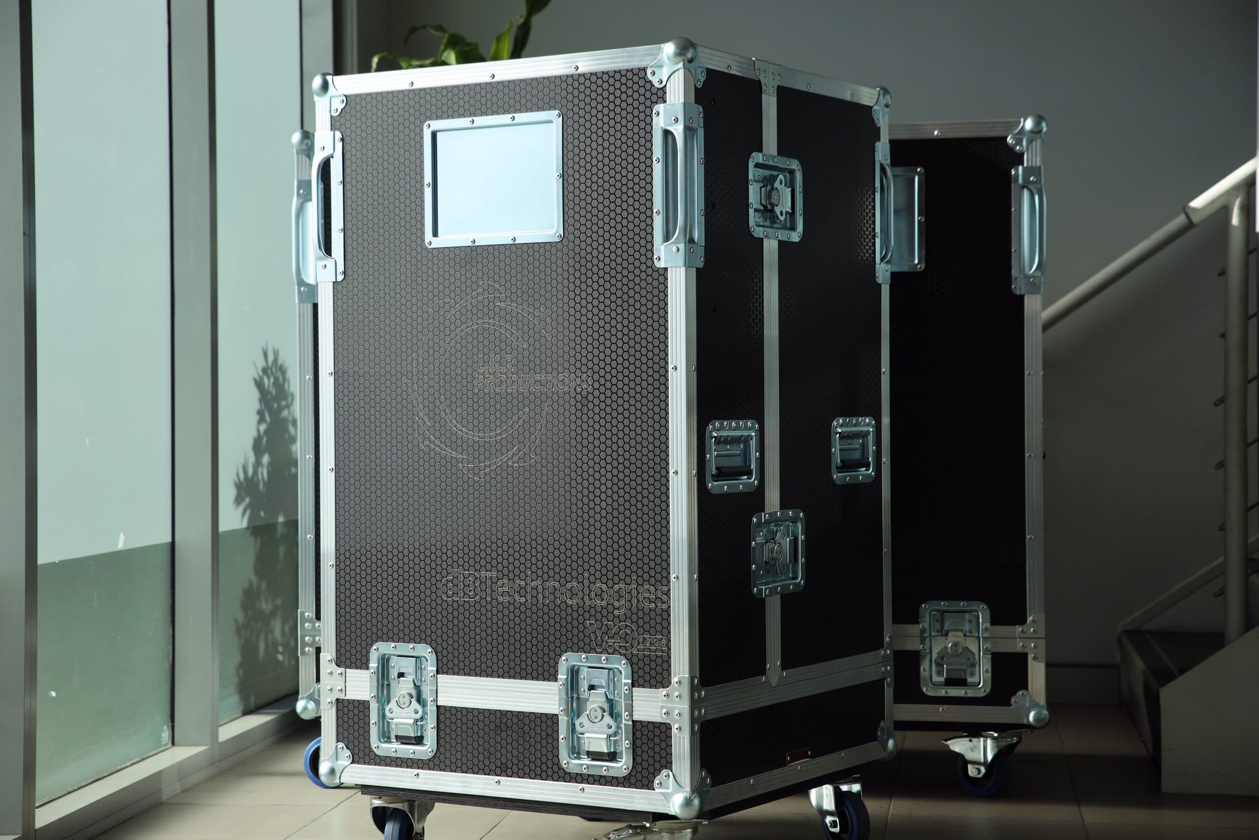 Road Case with split lid